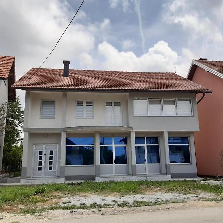As Guesthouse Krzevici Zewnętrze zdjęcie