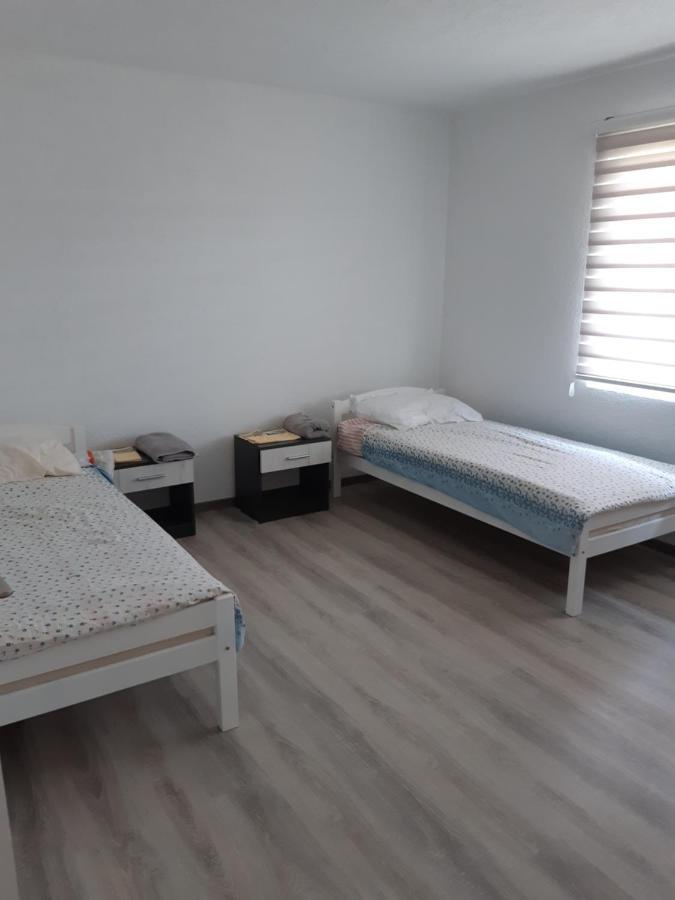As Guesthouse Krzevici Zewnętrze zdjęcie