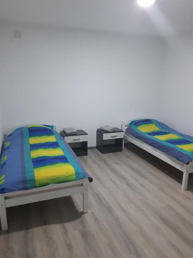 As Guesthouse Krzevici Zewnętrze zdjęcie