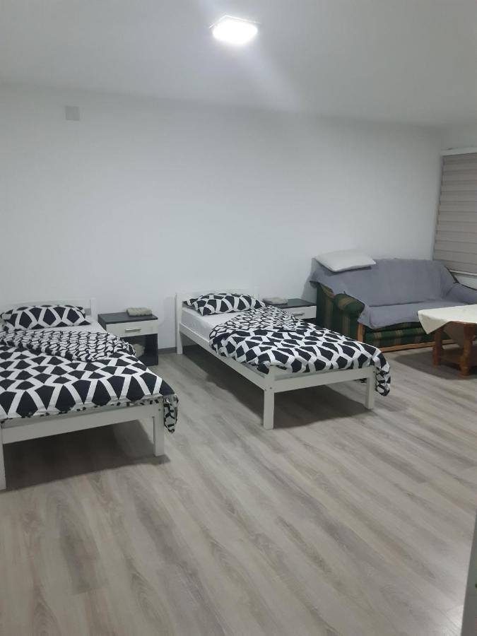 As Guesthouse Krzevici Zewnętrze zdjęcie