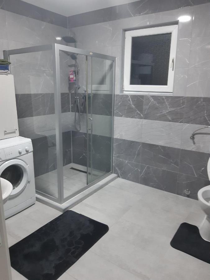 As Guesthouse Krzevici Zewnętrze zdjęcie