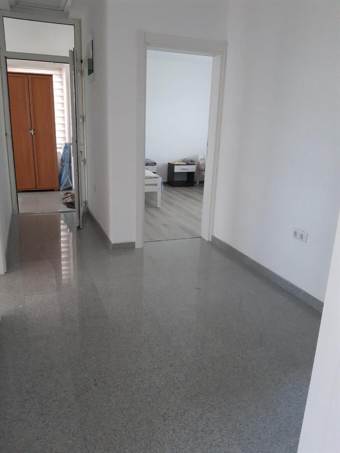As Guesthouse Krzevici Zewnętrze zdjęcie